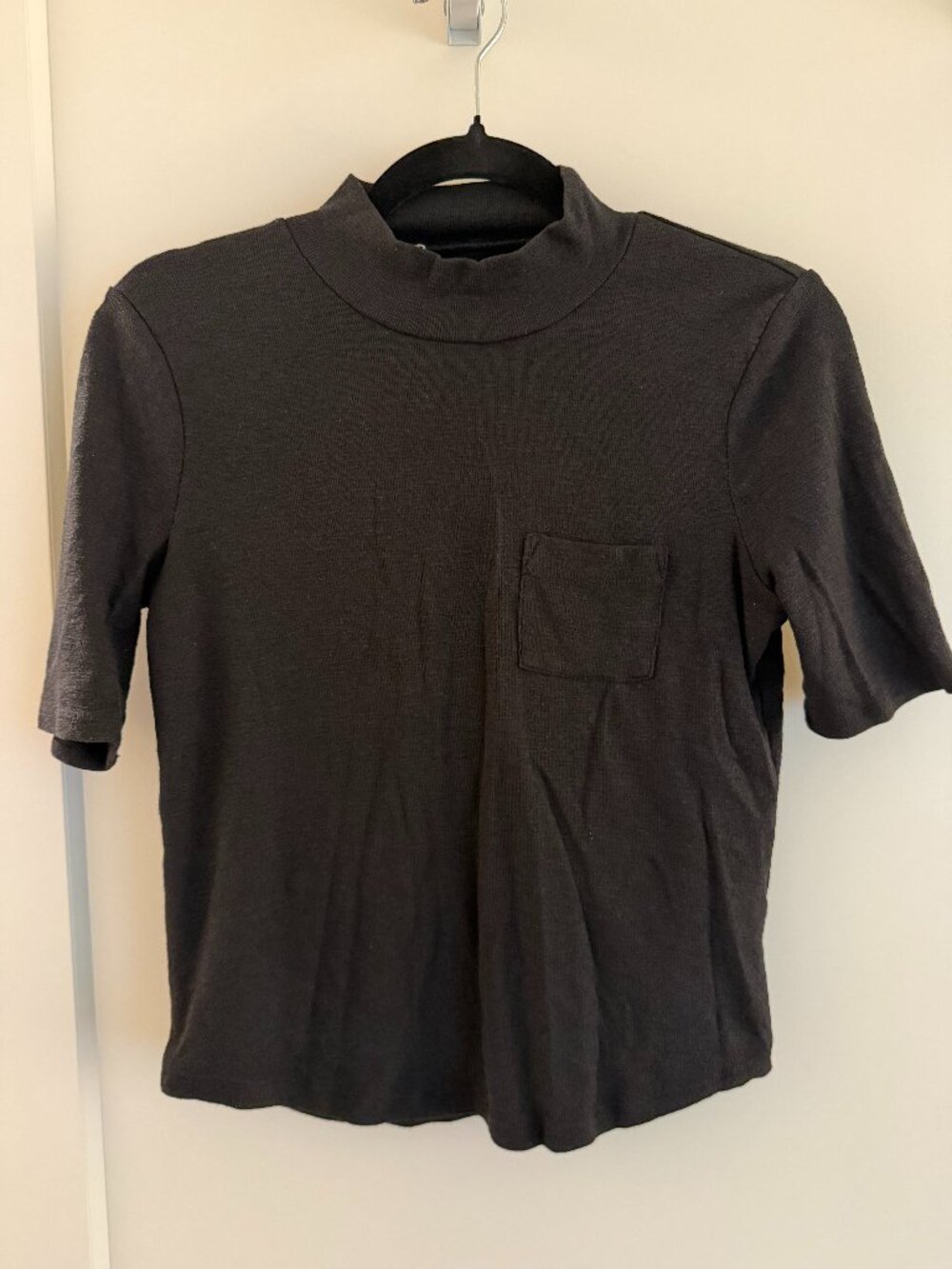 Madewell Charcoal Mock-Neck Short Sleeve Top — Size S